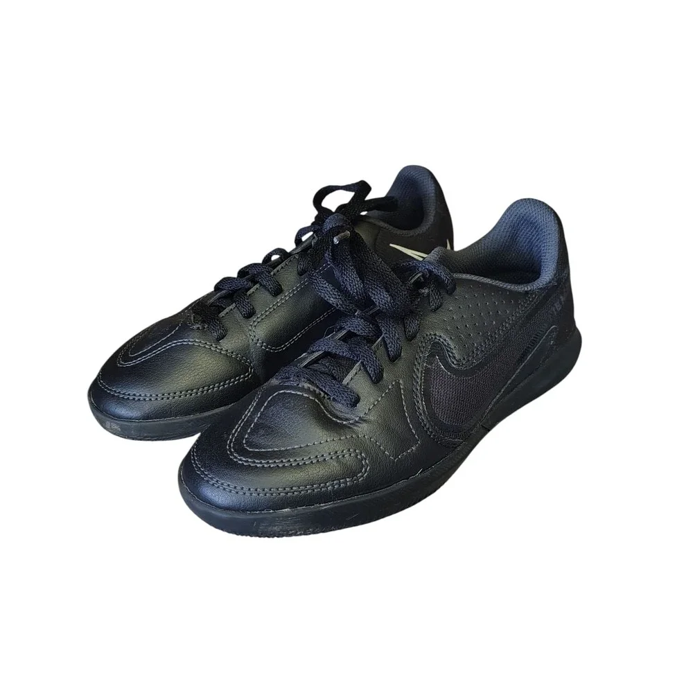 Nike Tiempo Legend Black Indoor Soccer Shoes‎ youth size 1.5
